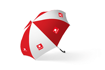 Verschiedene Regenschirme im Printnow Branding